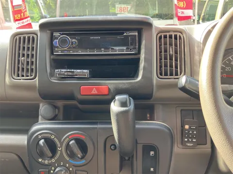 Nissan Clipper