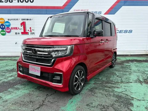 Honda N-BOX Custom
