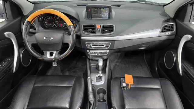 Renault SM3