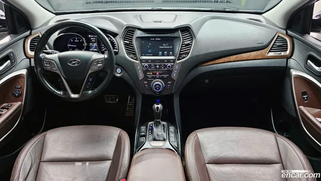 Hyundai Grand Santa Fe (Maxcruz)