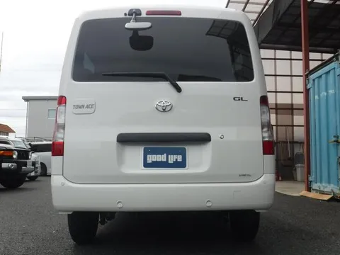 Toyota TownAce Van