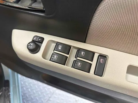 Daihatsu Mira Tocot