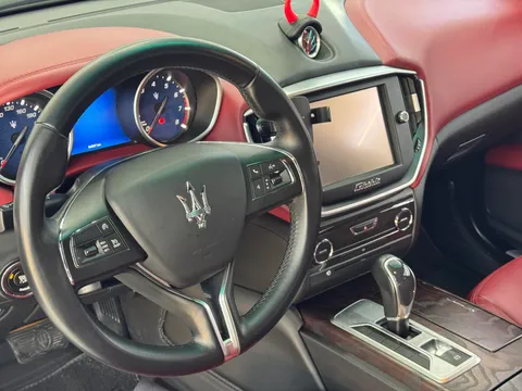 Maserati Ghibli