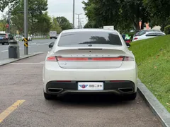 Lincoln MKZ