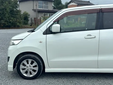 Suzuki Wagon R Stingray