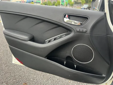Kia Cerato (K3)