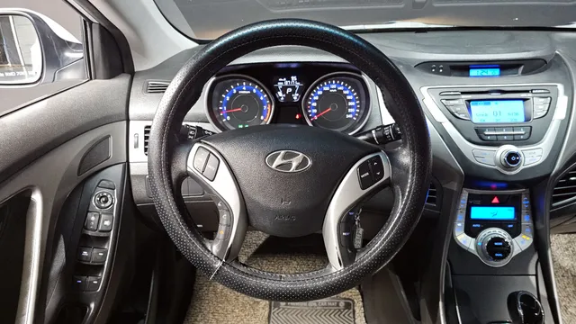 Hyundai Elantra (Avante)