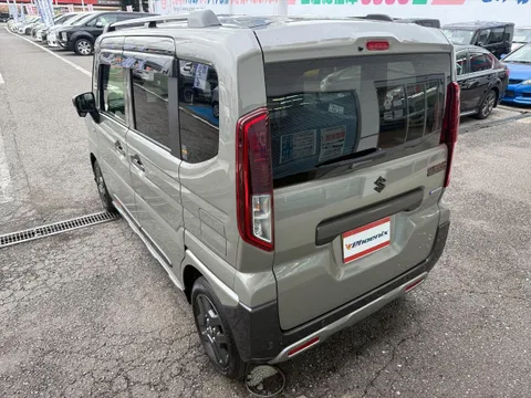 Suzuki Spacia Gear