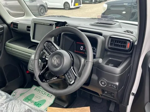 Suzuki Spacia Gear