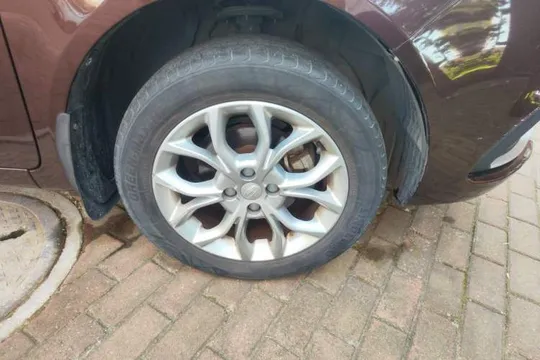 Geely Vision