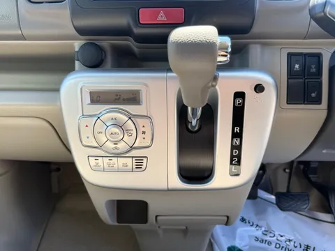 Nissan Clipper Rio