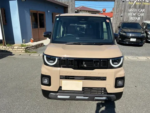 Mitsubishi Delica Mini