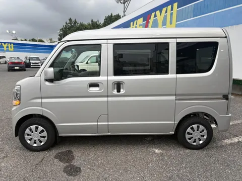 Nissan Clipper