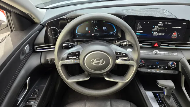 Hyundai Elantra (Avante)