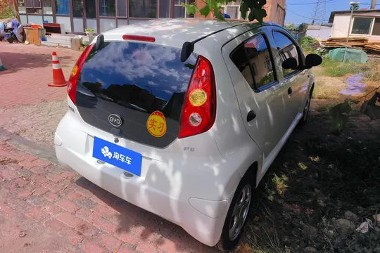 BYD F0