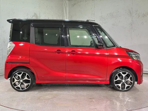 Mitsubishi eK Space Custom