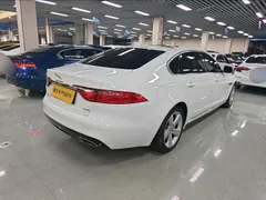 Jaguar XFL