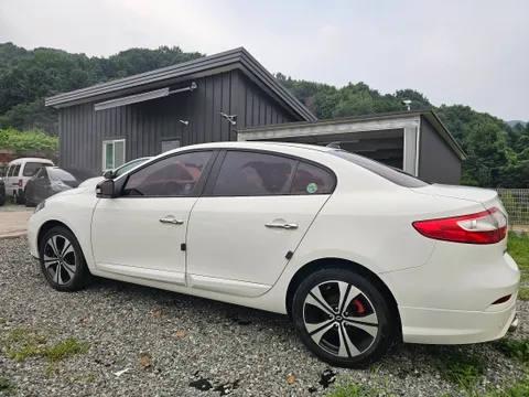 Renault SM3
