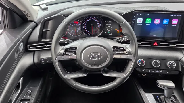 Hyundai Elantra (Avante)