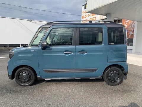 Suzuki Spacia Gear