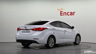 Hyundai Elantra (Avante)