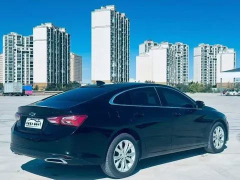 Chevrolet Malibu XL