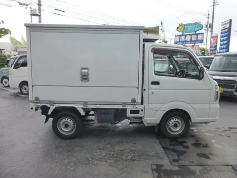 Nissan Clipper Truck