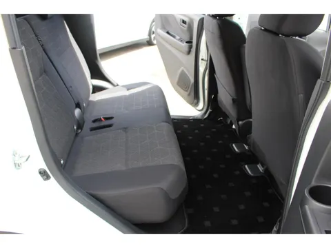 Mitsubishi eK X