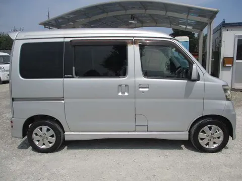 Daihatsu Atrai Wagon