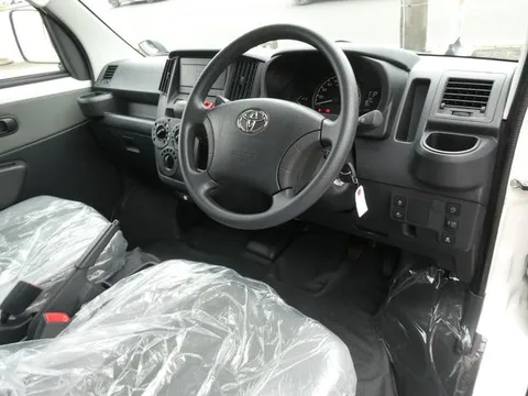 Toyota TownAce Van