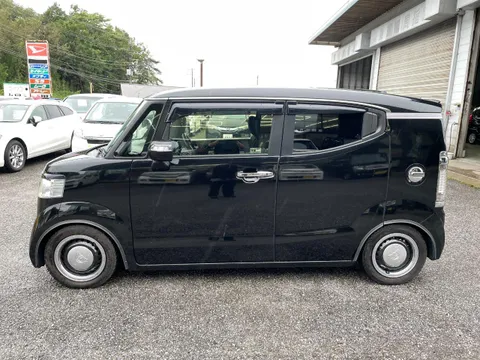 Honda N-BOX Slash