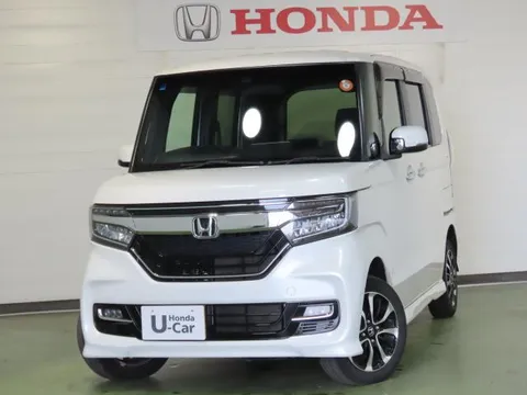 Honda N-BOX Custom