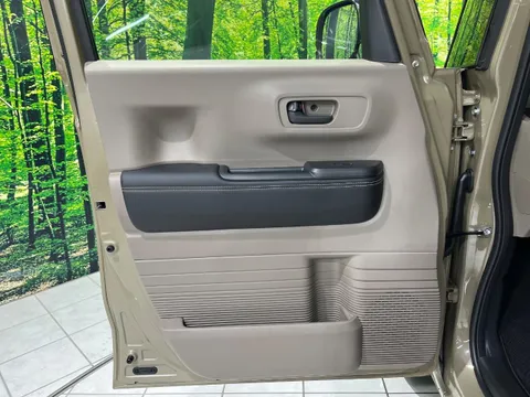 Honda N-BOX Joy