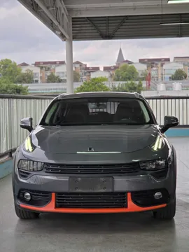 Lynk & Co Lynk & Co 02