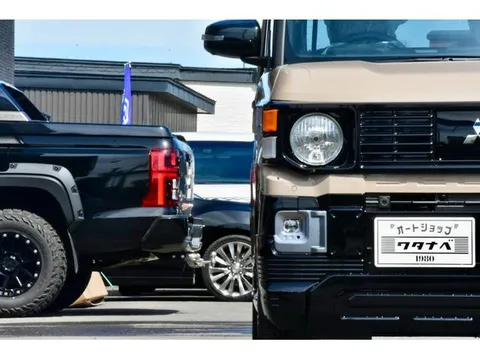 Mitsubishi Delica Mini