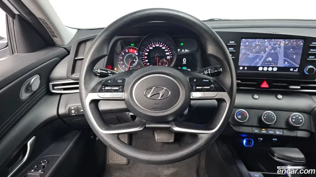Hyundai Elantra (Avante)