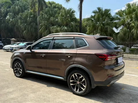 Roewe RX5