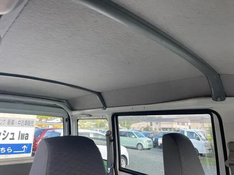 Mitsubishi Minicab Van