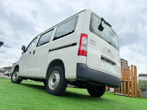 Toyota TownAce Van