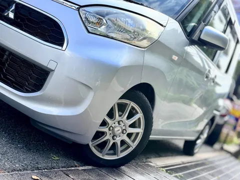 Mitsubishi eK Space