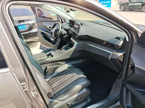 Peugeot 4008
