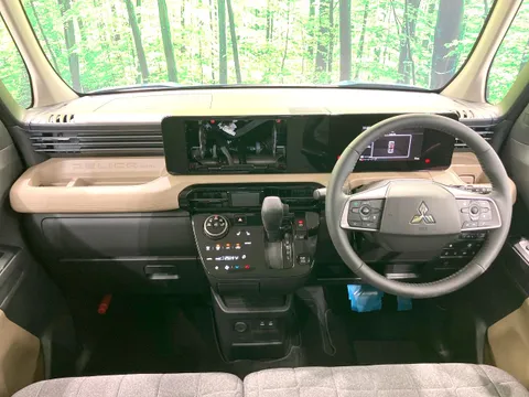 Mitsubishi Delica Mini
