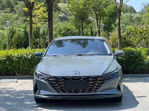 Hyundai Elantra (Avante)