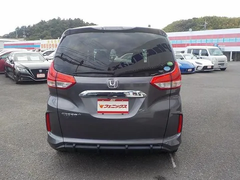 Honda Freed Plus
