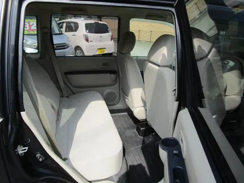 Nissan Otti