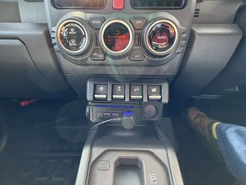 Suzuki Jimny Nomade