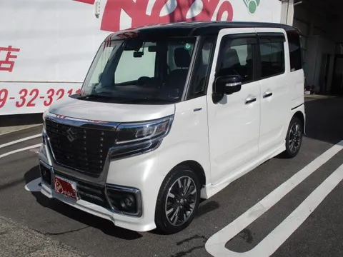 Suzuki Spacia Custom