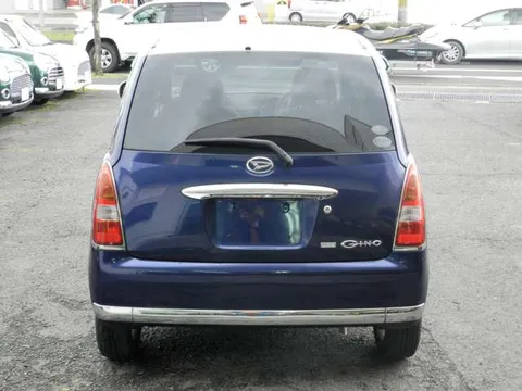 Daihatsu Mira Gino