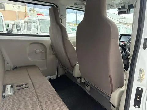 Nissan Clipper