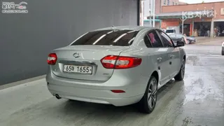 Renault SM3